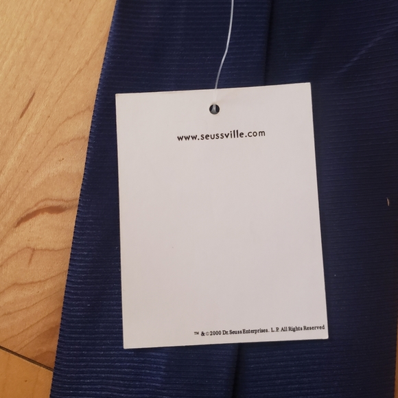 NWT vintage 2000 Dr. Seuss One Fish Two Fish Red Fish Blue Fish tie - Picture 4 of 4